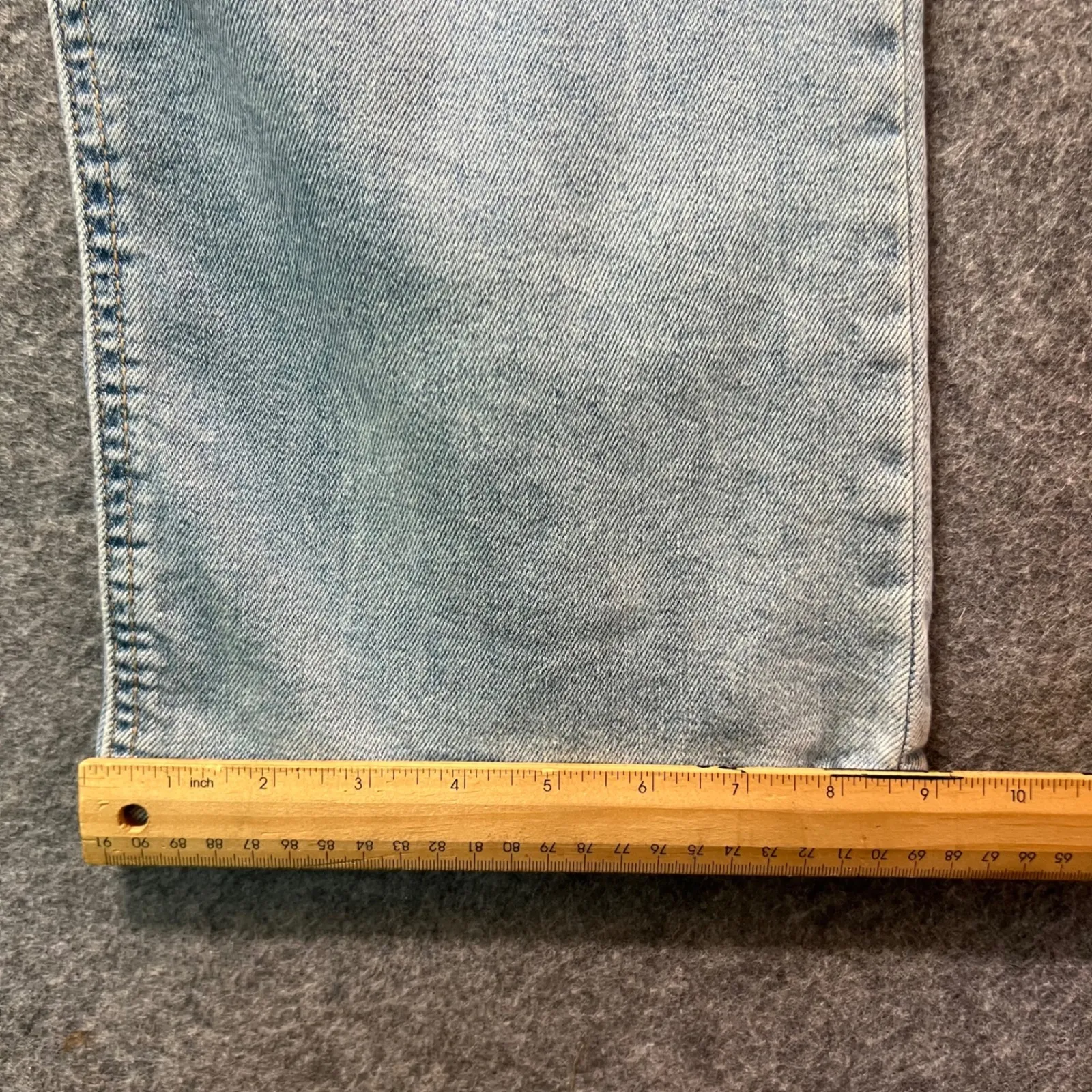 Levi's Women's Superlow‎ Boot Jeans 31 Light Wash Distressed Bootcut - Image 5