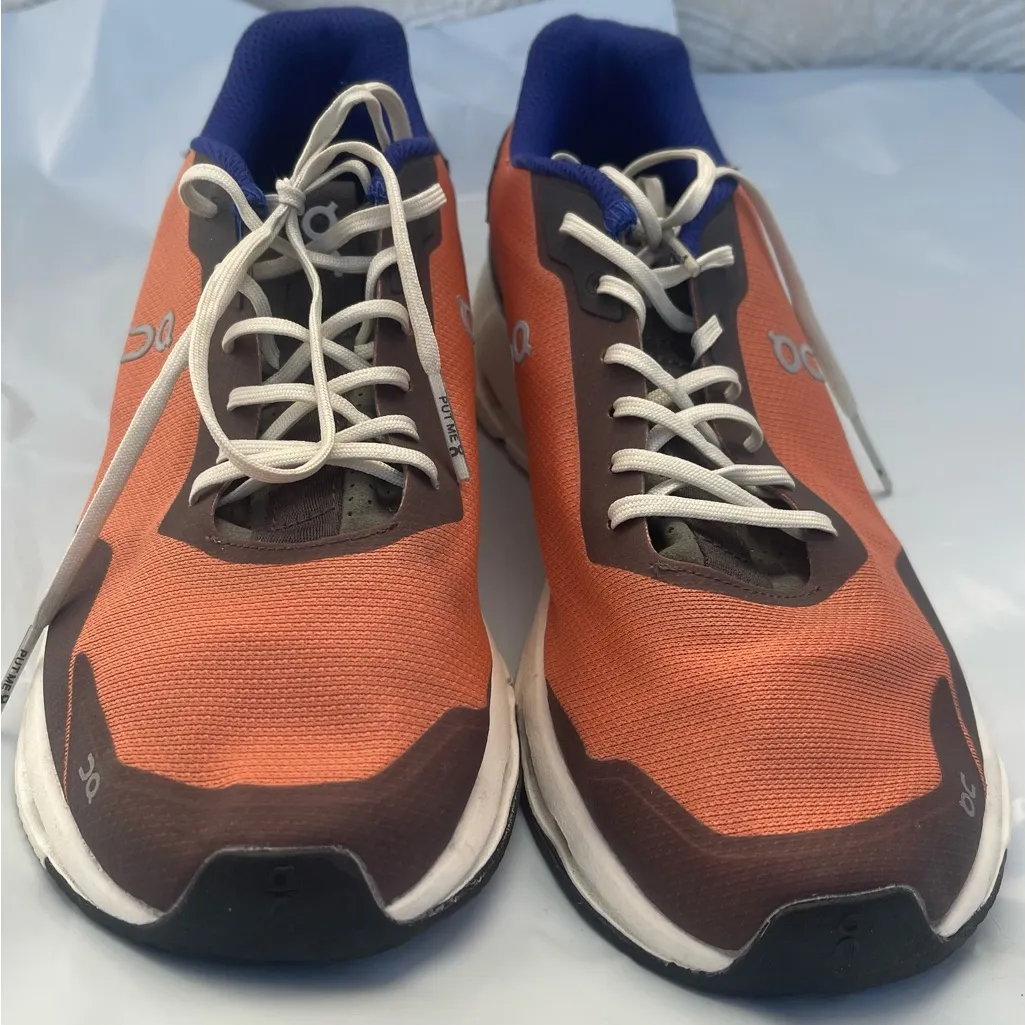 On CLOUDNOVA FORM Running Athletic Shoes - Image 6