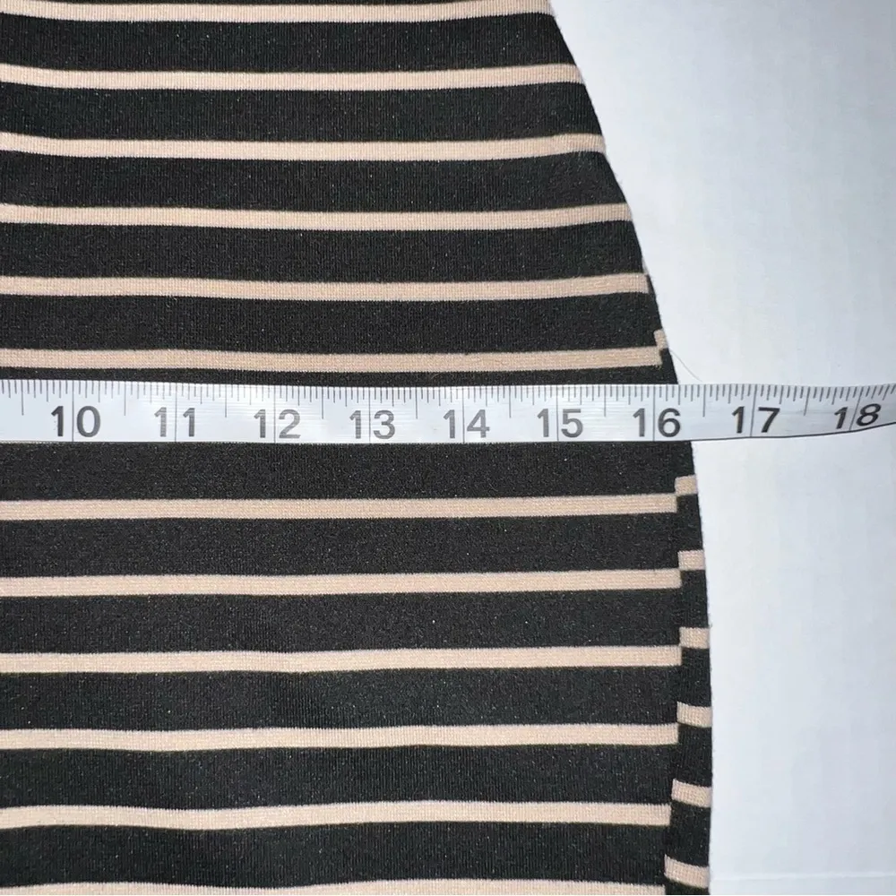 Iris bodycon striped tank dress size medium - Image 13