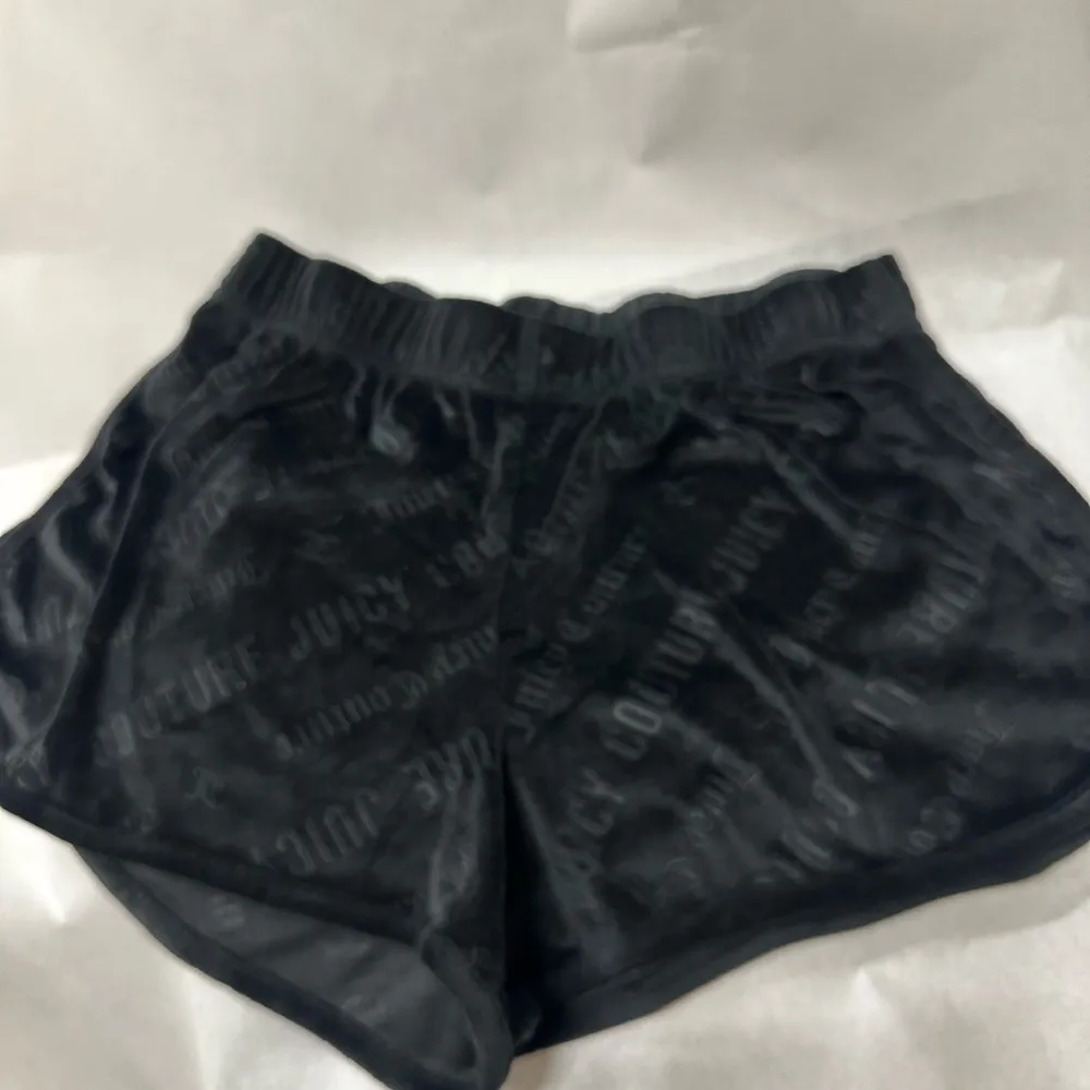 Juicy Couture Black Velour Relaxed Fit Shorts - Image 3