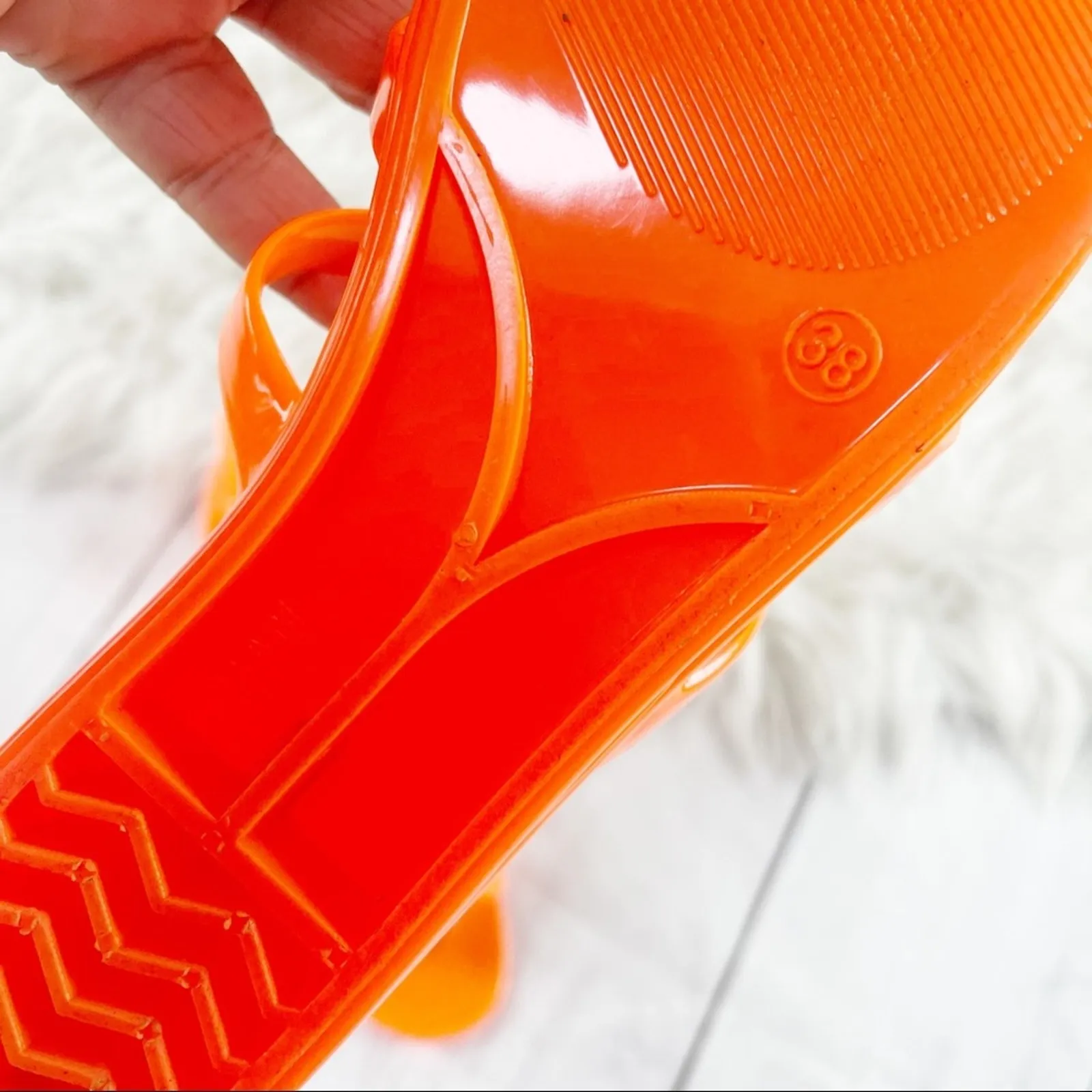 Love Moschino Women's‎ Heart Neon Orange Jelly Strap Sandals Size 38 - Image 5