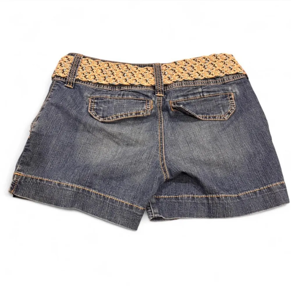 Apt. 9  Shorts - Image 3