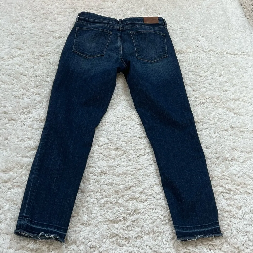 Lucky Brand Ava Capri Crop Skinny Jeans Dark Wash Mid Rise 8/29 Raw Hems Stretch - Image 2