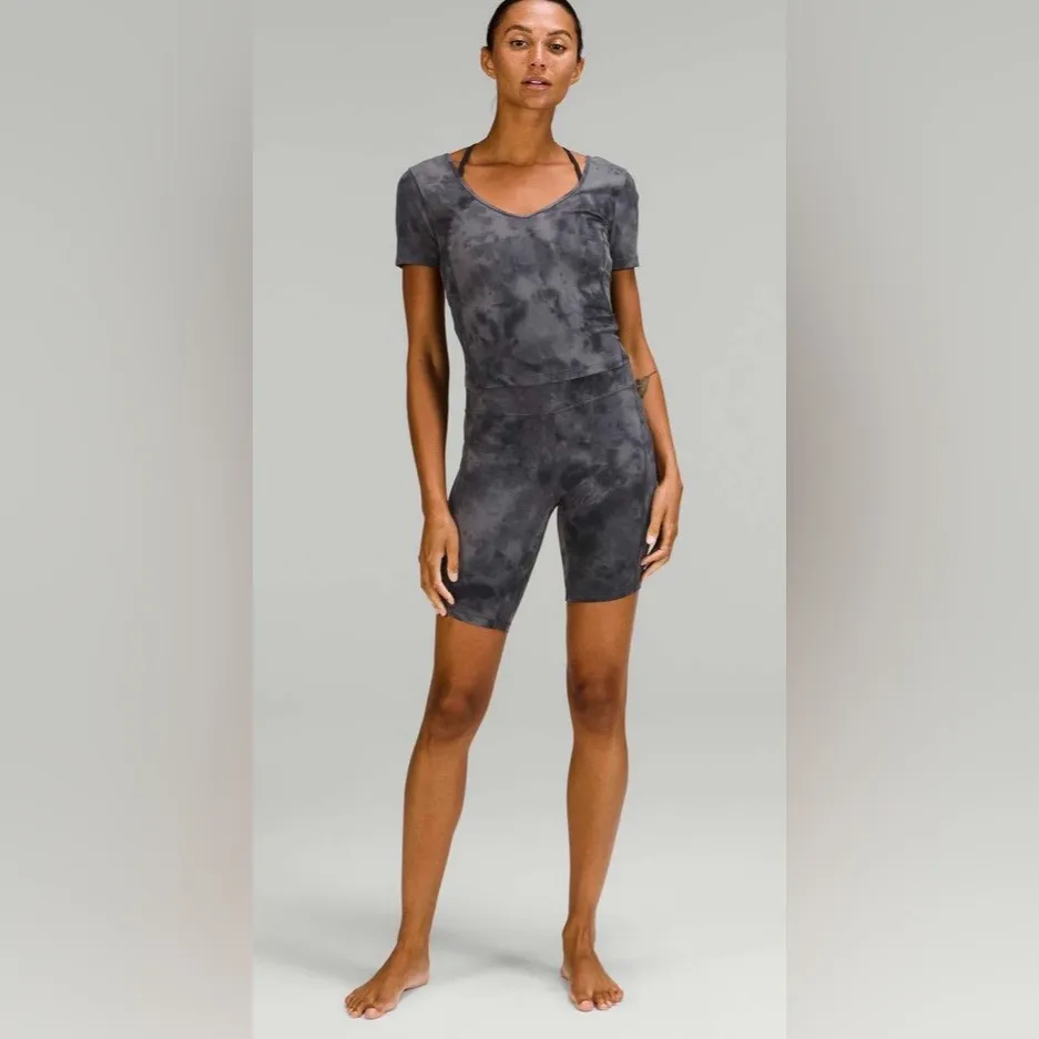 Lululemon Align T-Shirt Diamond Dye Pitch Grey Graphic grey Top Size 6? - Image 3