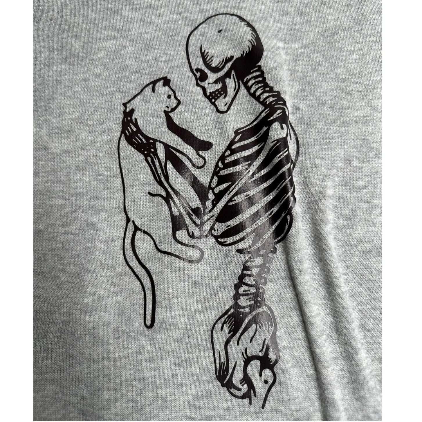 Shein: Gray Skeleton Kitty Crewneck Sweatshirt - Image 5