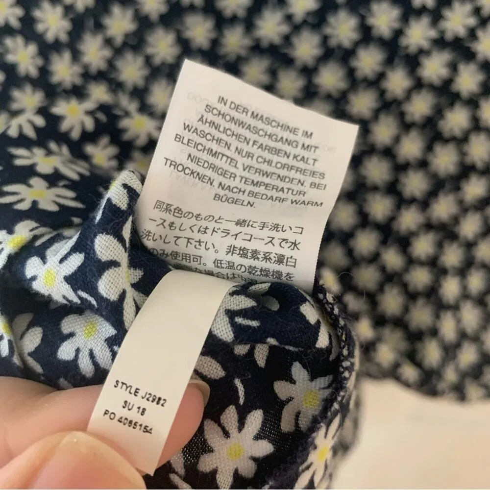 Madewell Sleepwear Navy Daisy Floral Print Pajama Top - Image 7