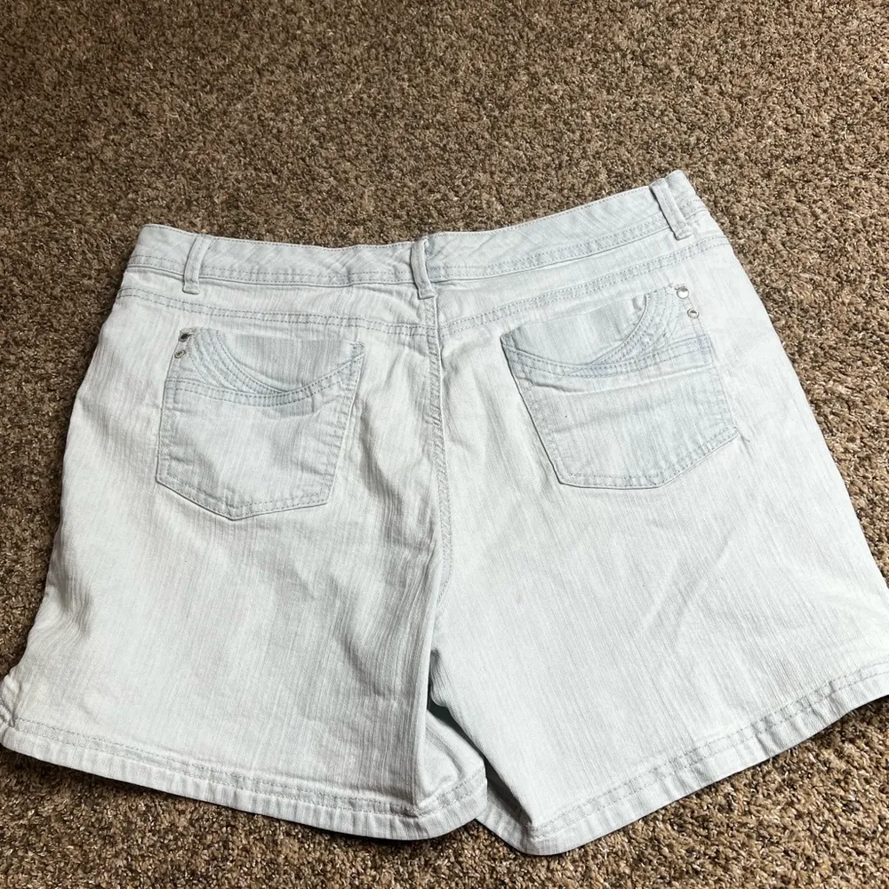 Vintage Gloria vanderbilt jean shorts size 14 - Image 8