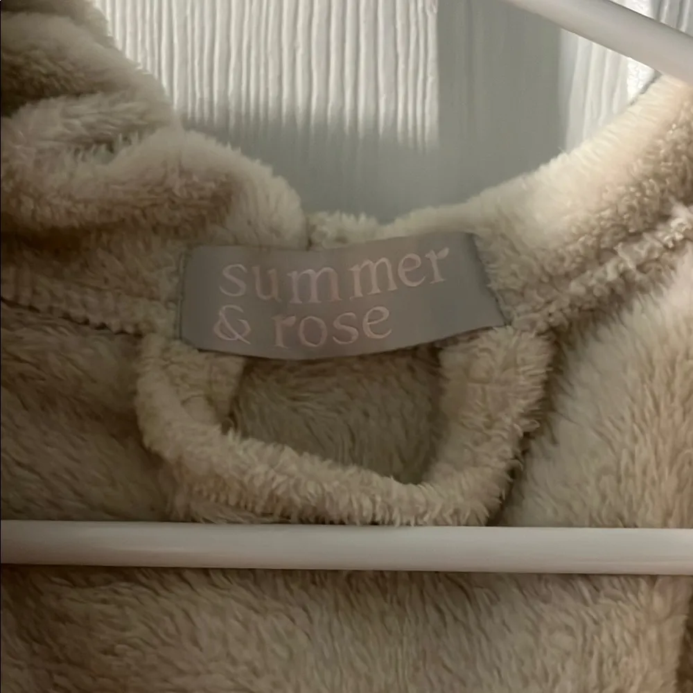 Summer & Rose  Plush Cream Hooded Robe - Image 2