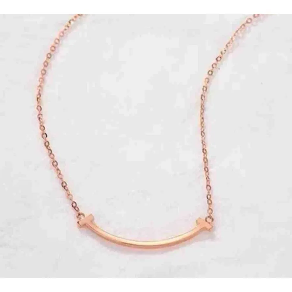 *NEW Rose Gold Filled Curved‎ Bar Necklace , 16-18 - Image 3