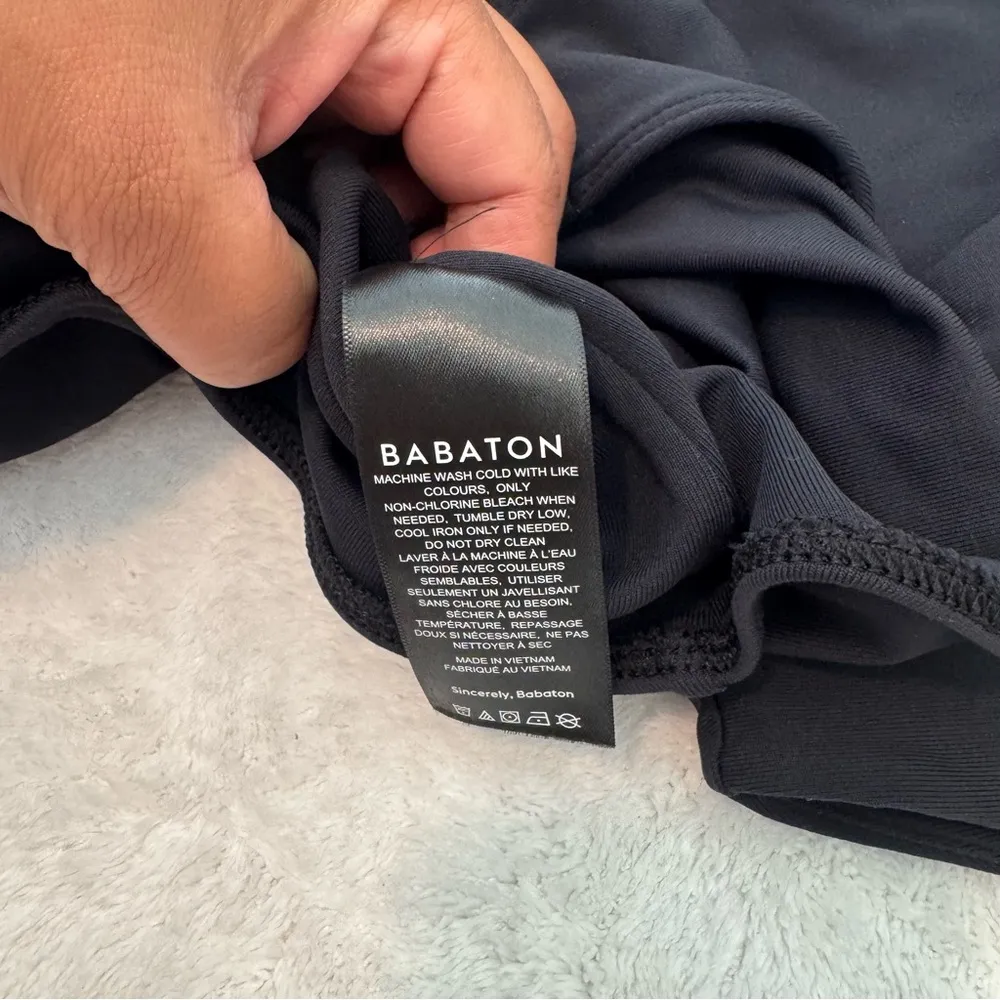 Babaton Contour Squareneck Shortsleeve Bodysuit size M - Image 8