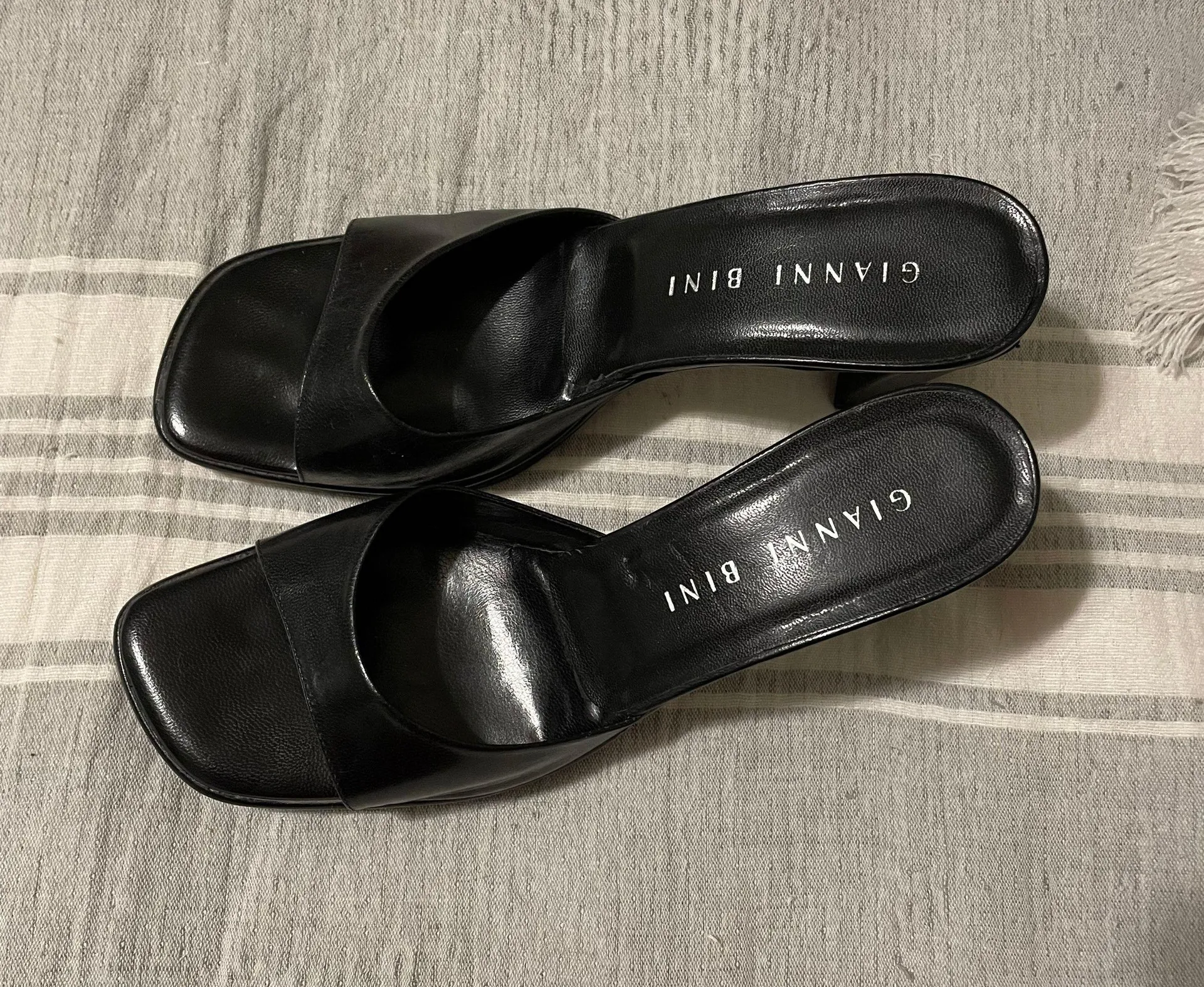 Black Chunk Heels - Image 3