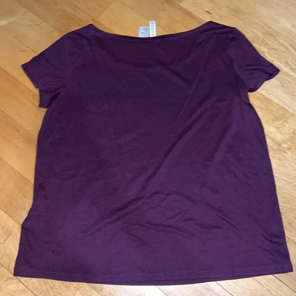 H&M Women’s tee shirt - Image 4