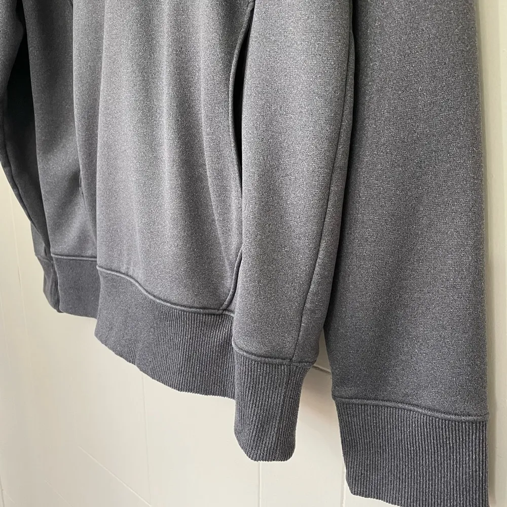 Under Armour Grey Pink Logo Hooded Long Sleeve Cold Gear Semi Fitted Top ~ Sz M - Image 6