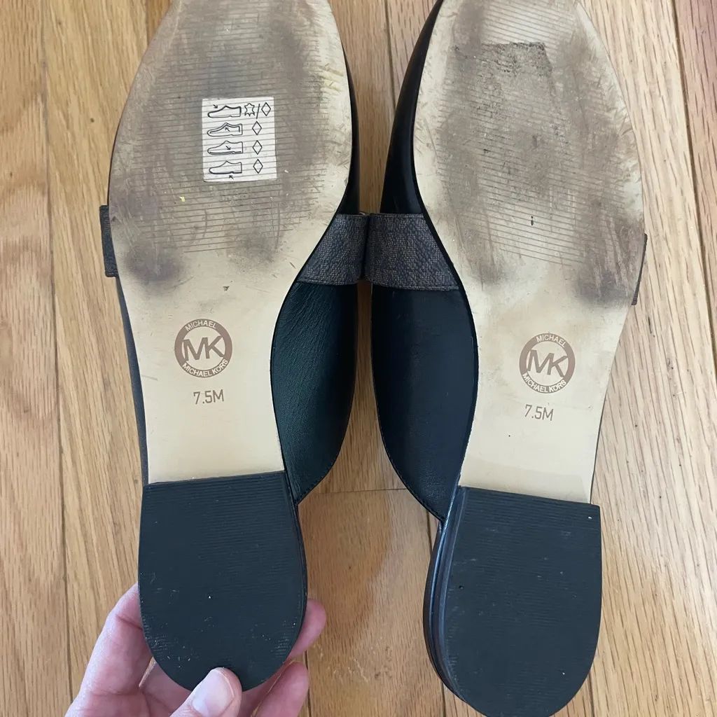 Michael Kors Black and White Mules with Gold Accent - Image 7