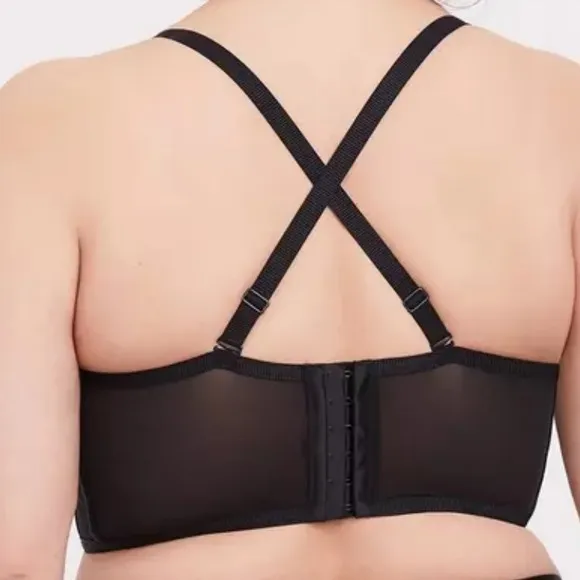 TORRID NWOT XO Plunge push - Image 3