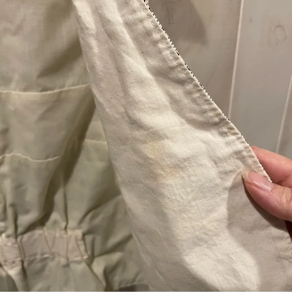 Cute handmade music notes vest elastic back open front opera rock oatmeal - Image 4