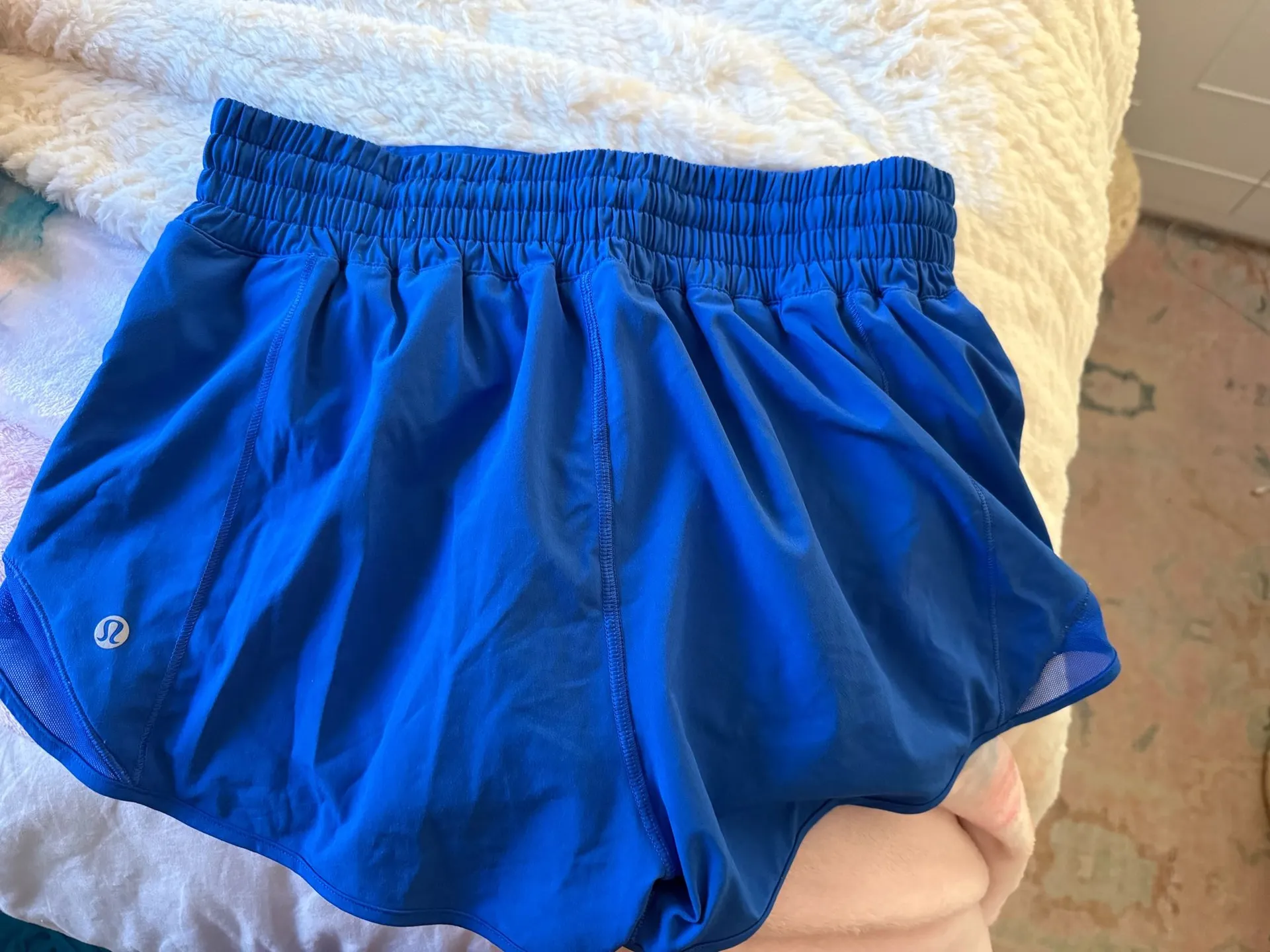 Lululemon Hotty Hot 2.5" High-Rise - Image 2