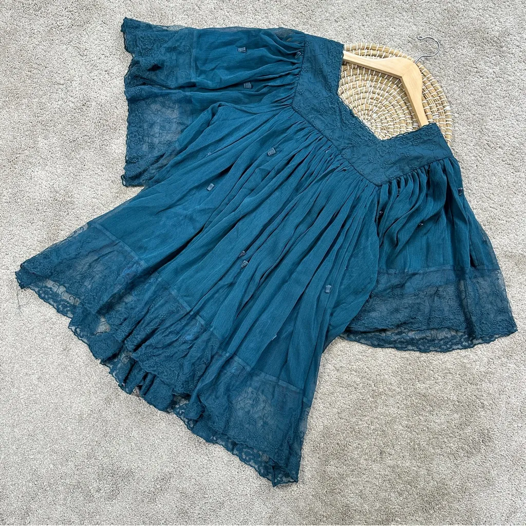 American Glamour Badgley Mischka Chiffon Top Embellishment Bell Sleeve Boho L - Image 6