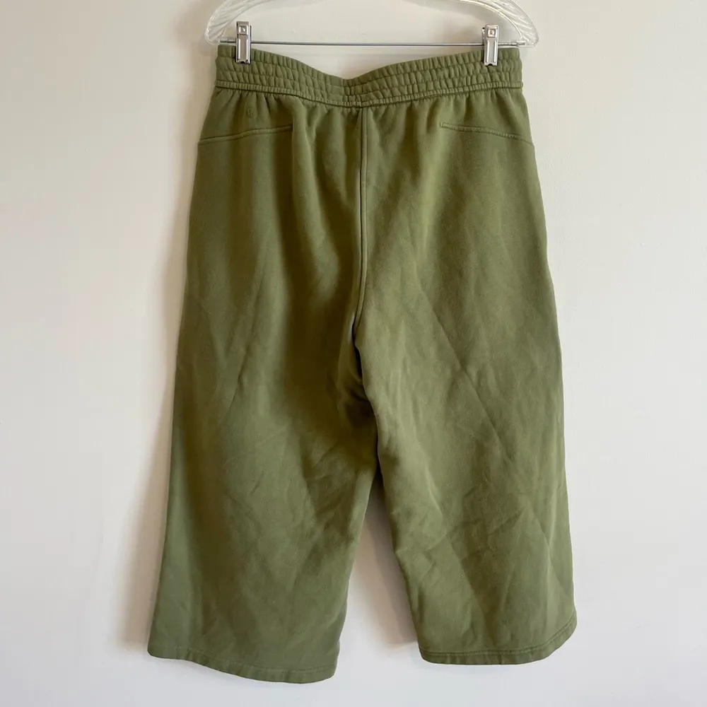 [Lululemon] Loungeful High-Rise Wide Leg Crop
Bronze Green Size 10 - Image 4