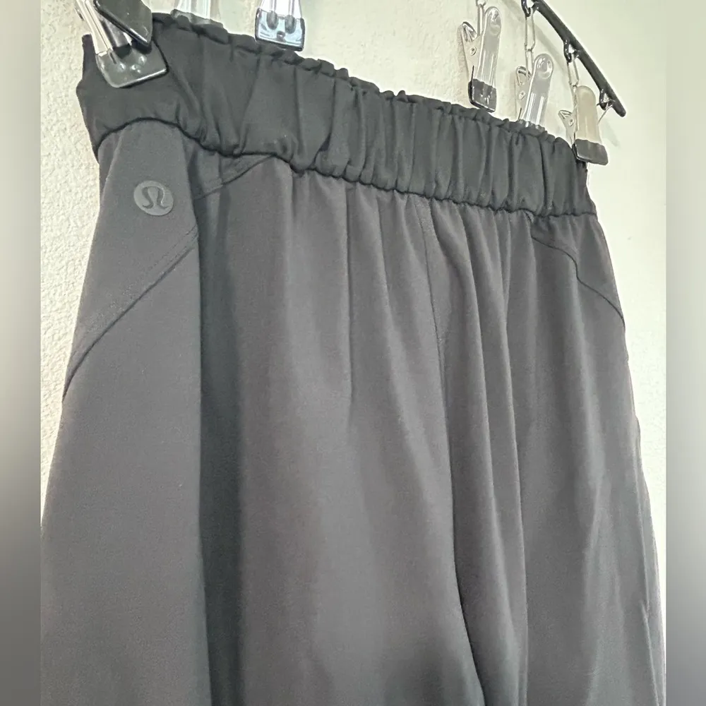 Lululemon Keep Moving Black 7/8 Drawstring Pants Size 4 - Image 5