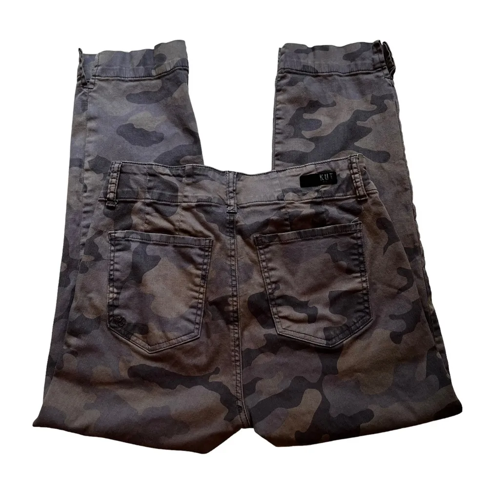 Kut From The Kloth Grey Camo High Rise Crop Straight Leg, Sz 6 - Image 5