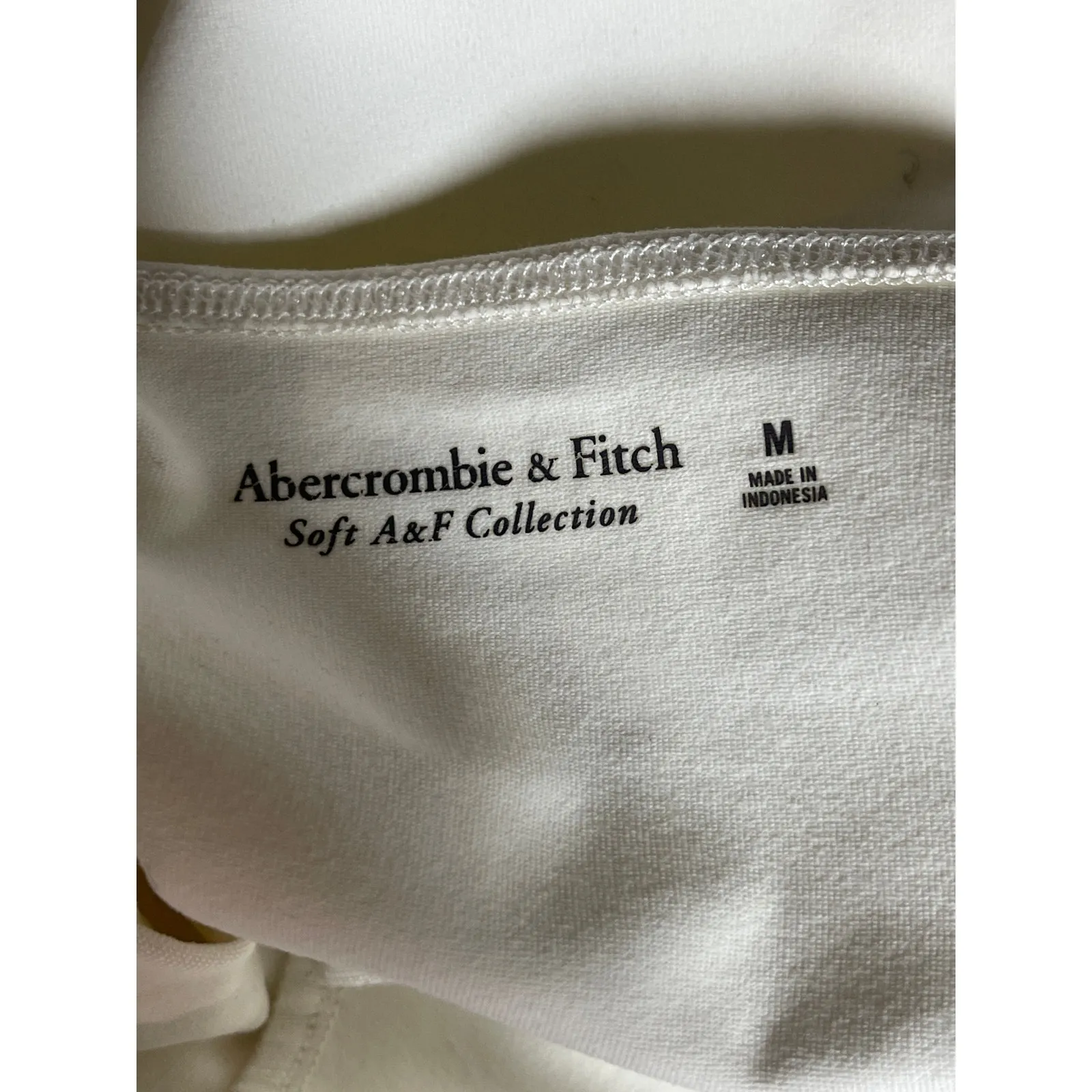 Abercrombie & Fitch White Halter Keyhole Sleeveless Open Back Bodysuit Top Sz M - Image 3