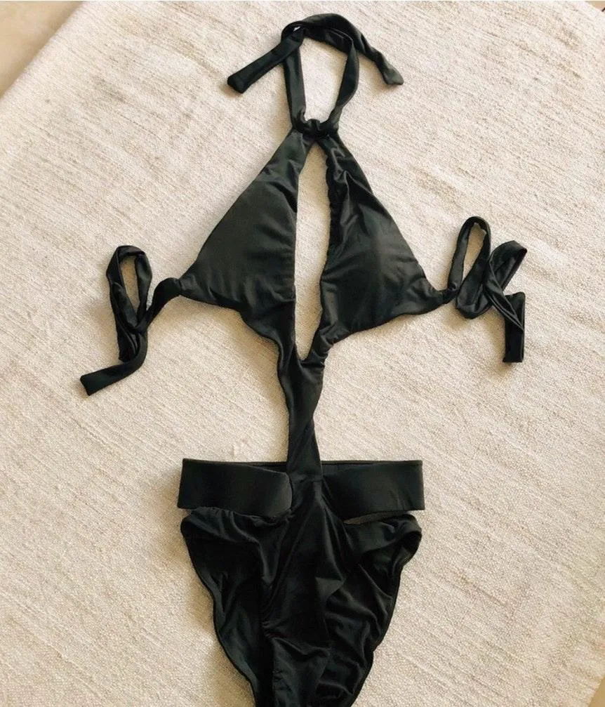 Green Monokini Size XS - Image 3