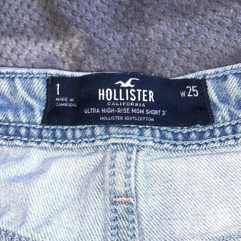 222. Hollister ultra high rise button fly mom shorts 3” Inseam size 1/25 - Image 4