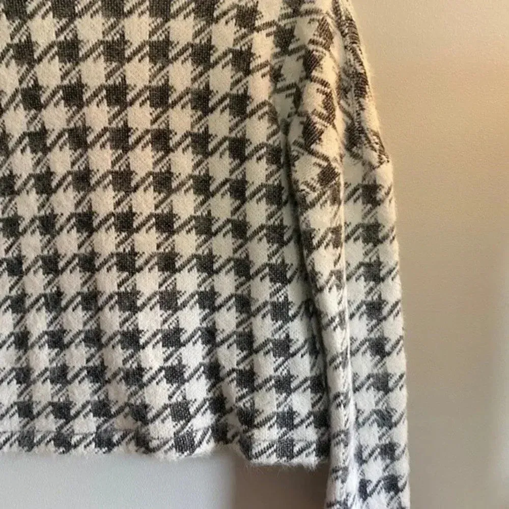 MELLODAY  Fuzzy Houndstooth Sweater - Image 3