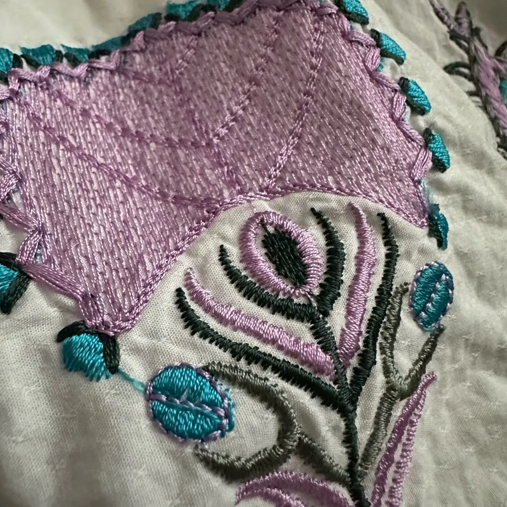 NEW  Embroidered White Purple Tiered Maxi Skirt Sz Small - Image 9