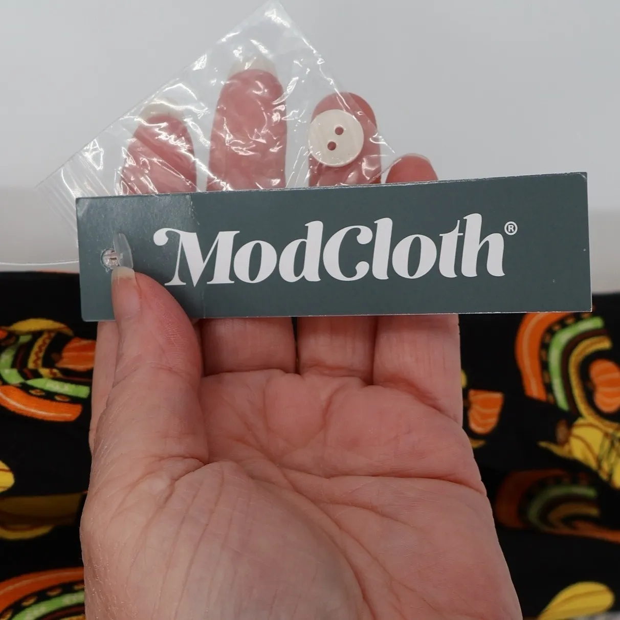 NWT ModCloth Pumpkin Rainbow‎ Popover Top Womens Halloween Fall Novelty Size 1X - Image 7