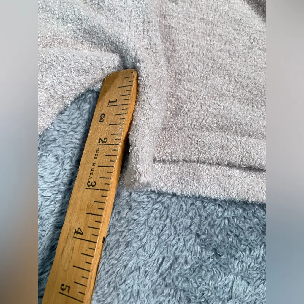 Barefoot dreams shorts - Image 11