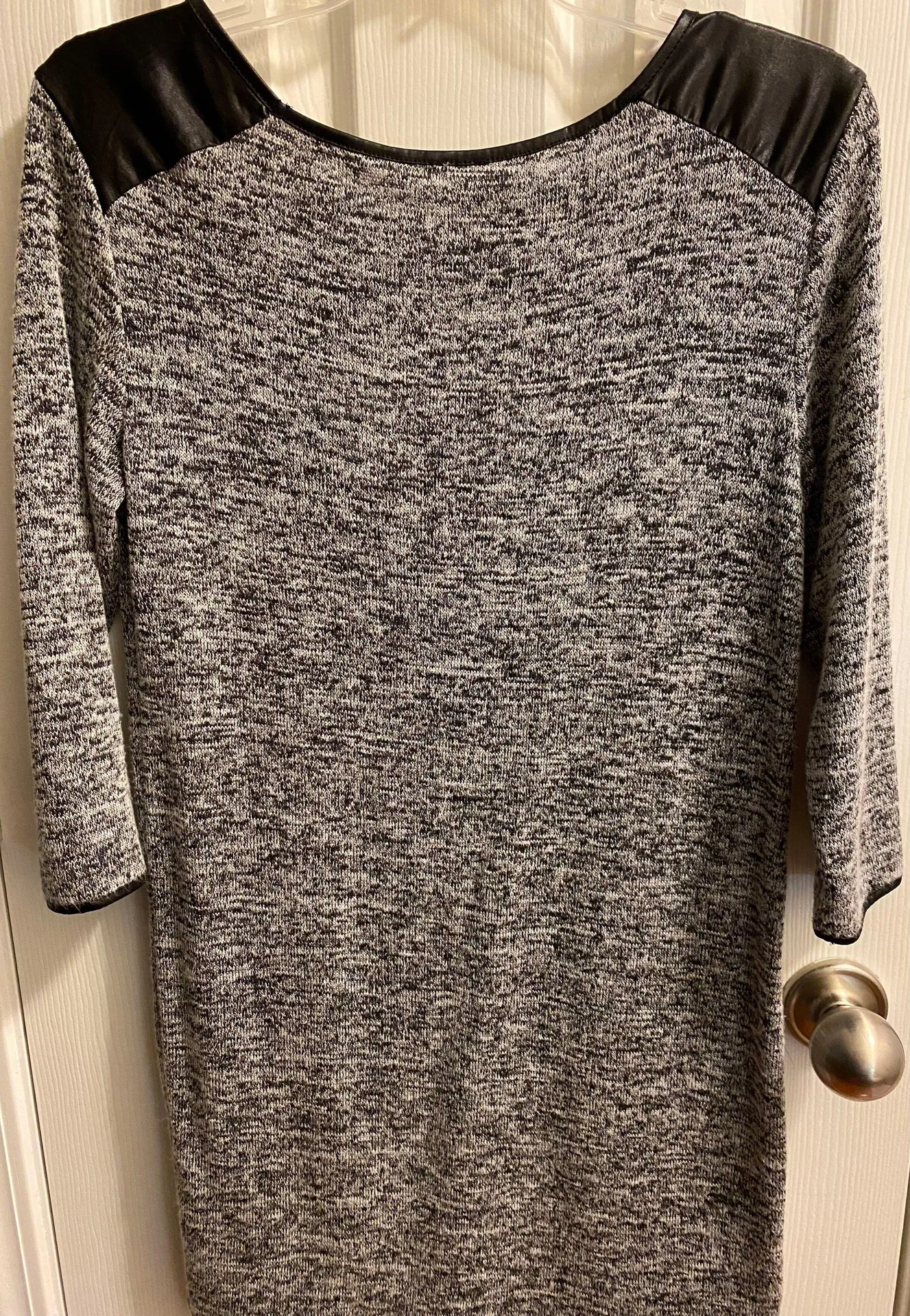 Heather Black Sweater - Image 2