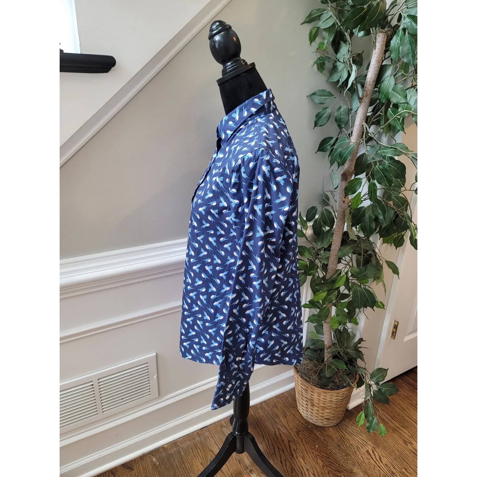 Lands End Shirt Women's Size 8 Blue Bird Print Long Sleeve Supima Cotton No Iron - Image 6