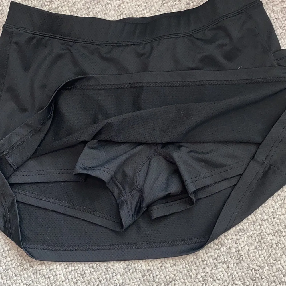 Reebok Playdry athletic skort, Medium - Image 4