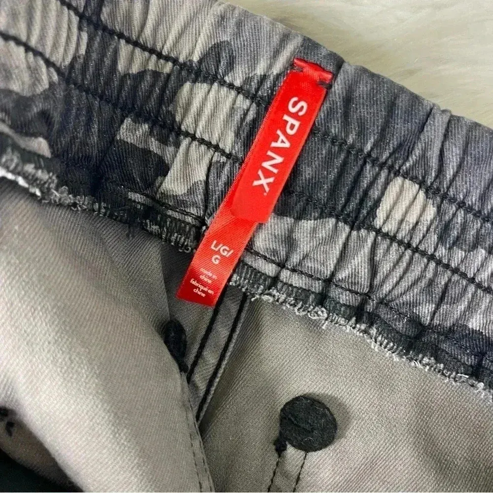 Spanx Stretch Twill Cargo Jogger Camo Size Large 12/14 - Image 5