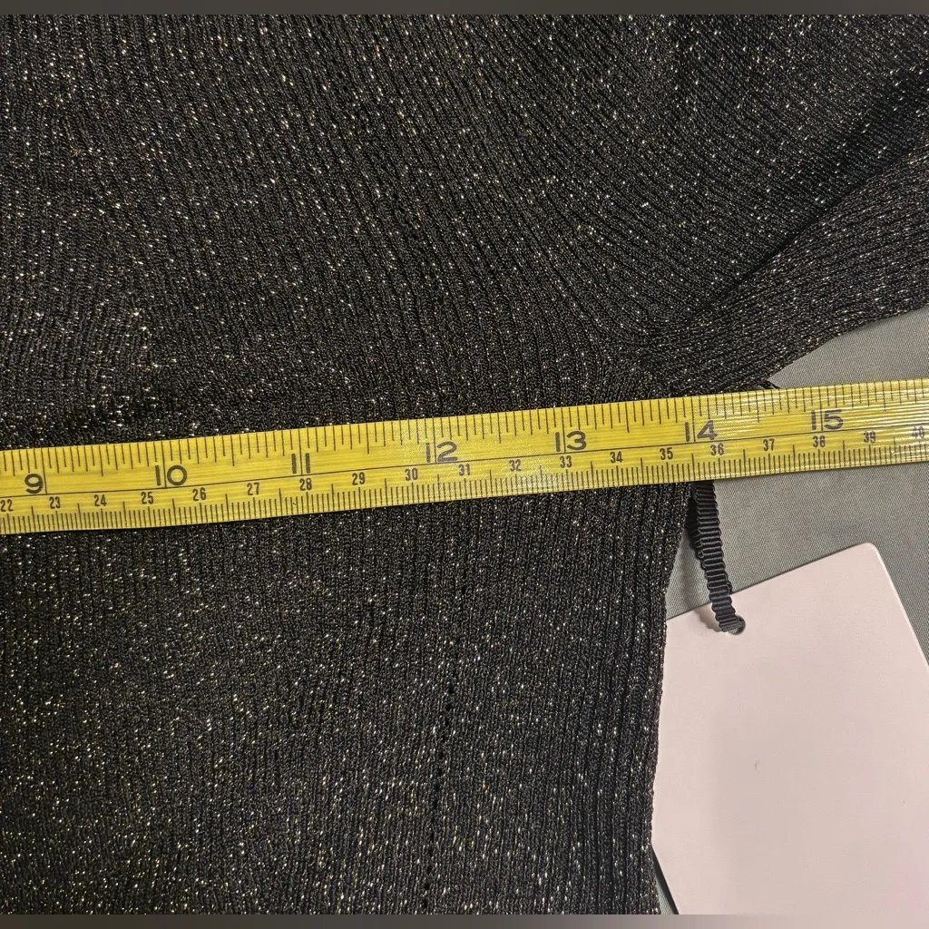 Lululemon Black Glitter Knit Twist Back Long Sleeve Top Size Medium‎ NWT - Image 7