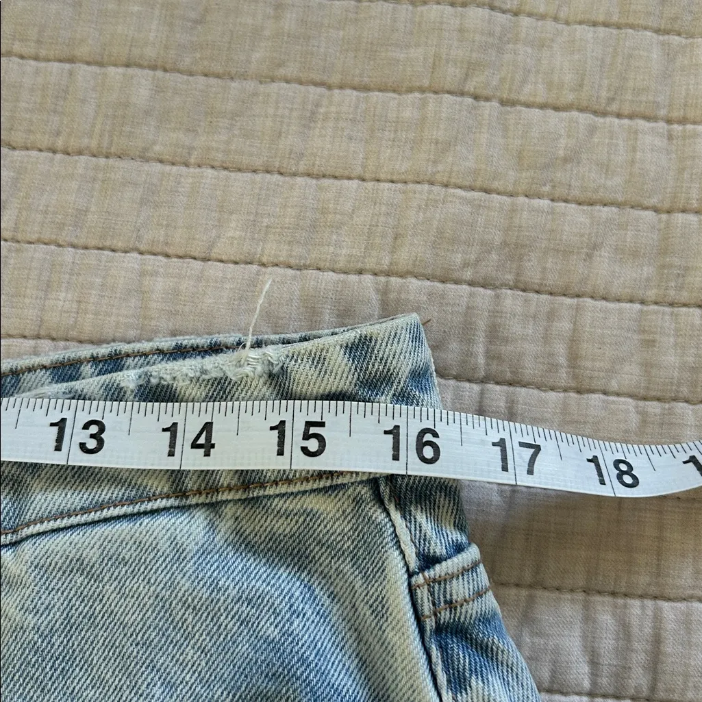 Blank NYC the Reeve ultra high-rise short denim cut off light acid wash 32” - Image 10