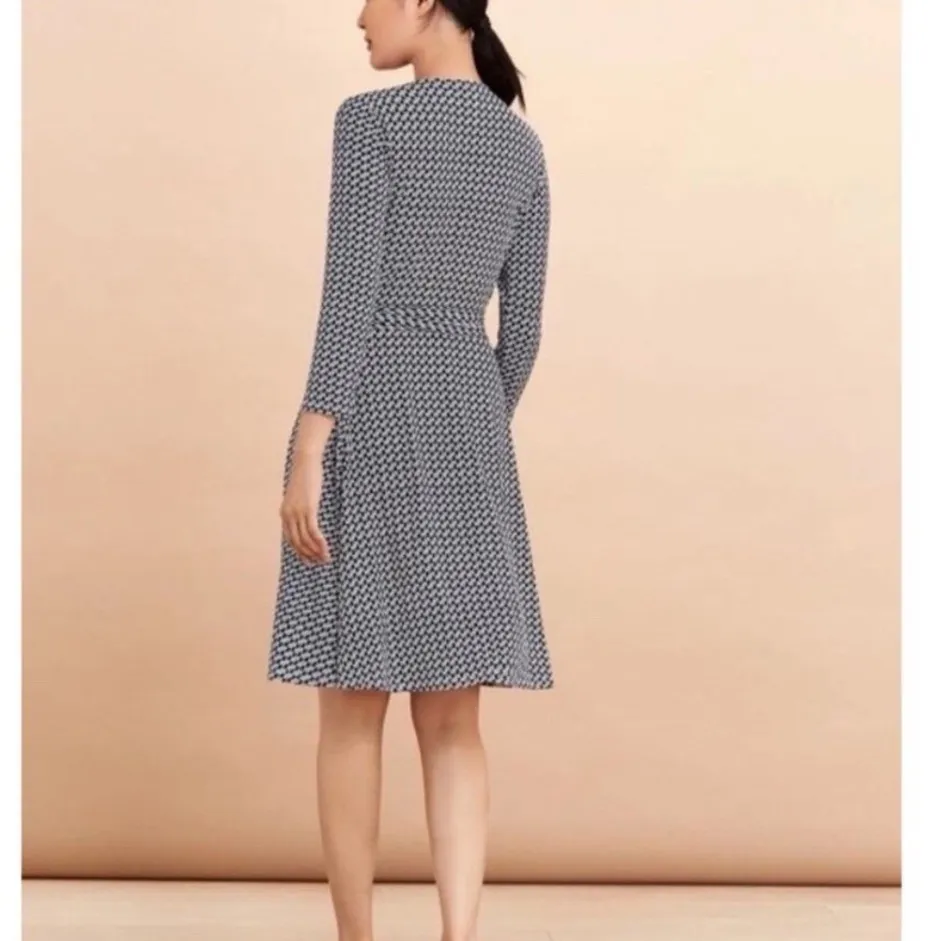 Brooks Brothers Red Fleece Navy Blue White V-Neck Wrap Dress Logo Printed Medium - Image 6