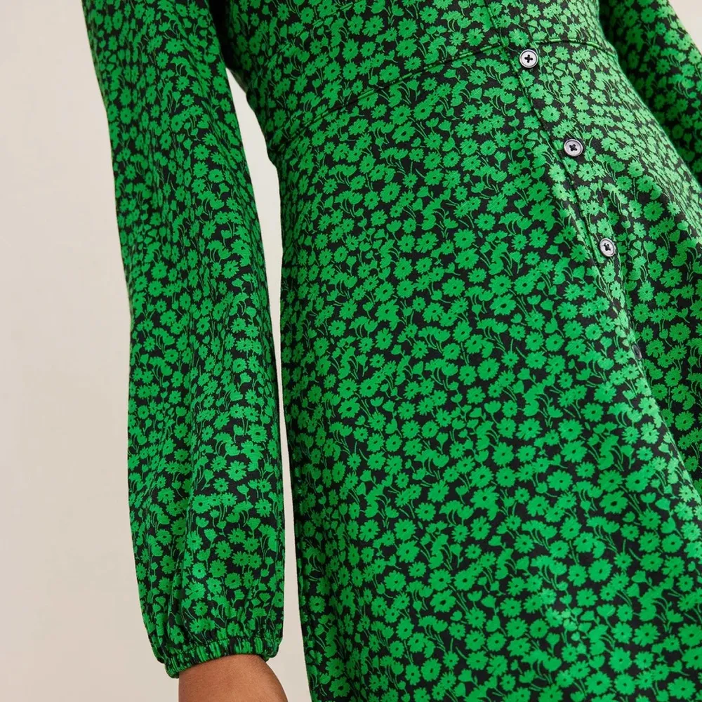 NWT Boden Button Front Jersey Mini Dress in Green Bee Tulip Sprig Size 8 Reg - Image 5