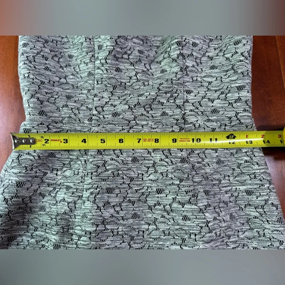 White House Black Market Dress - Image 4