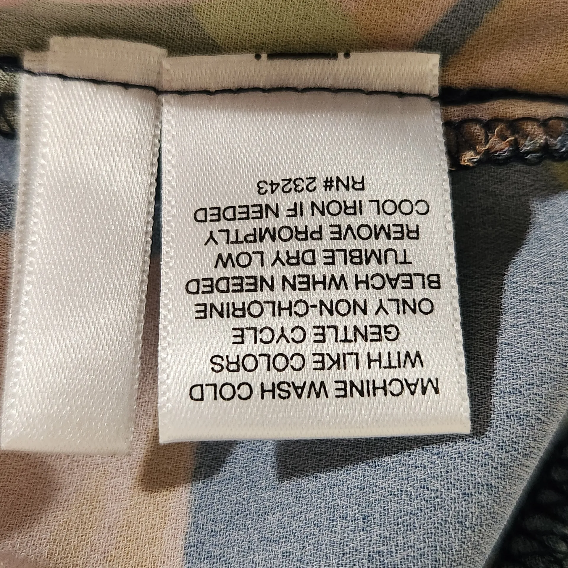 New York & Company Navy Floral Print Tunic with Long Panels Size Large - Image 6