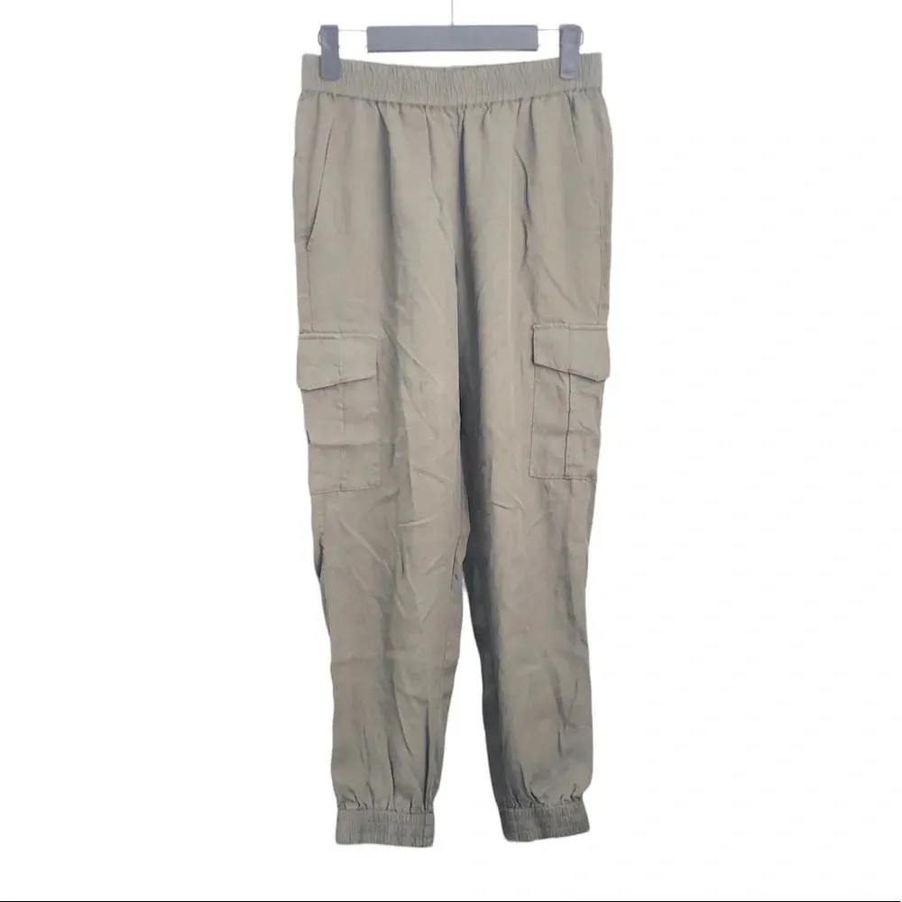 BCBGMAXAZRIA OLIVE GREEN CARGO JOGGER PANTS - Image 3