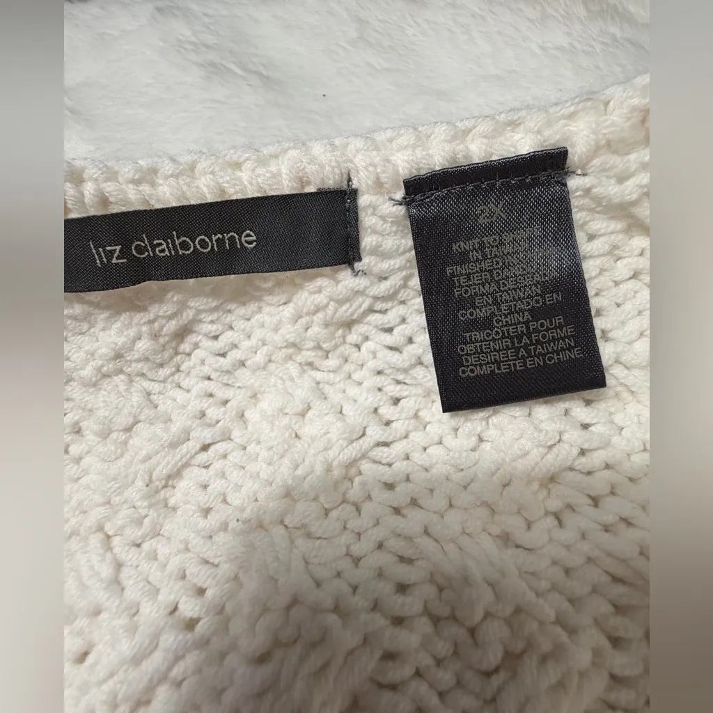 Liz Claiborne Women’s 2X Cable Knit Sweater Cream Ivory V-Neck Cozy Classic - Image 2