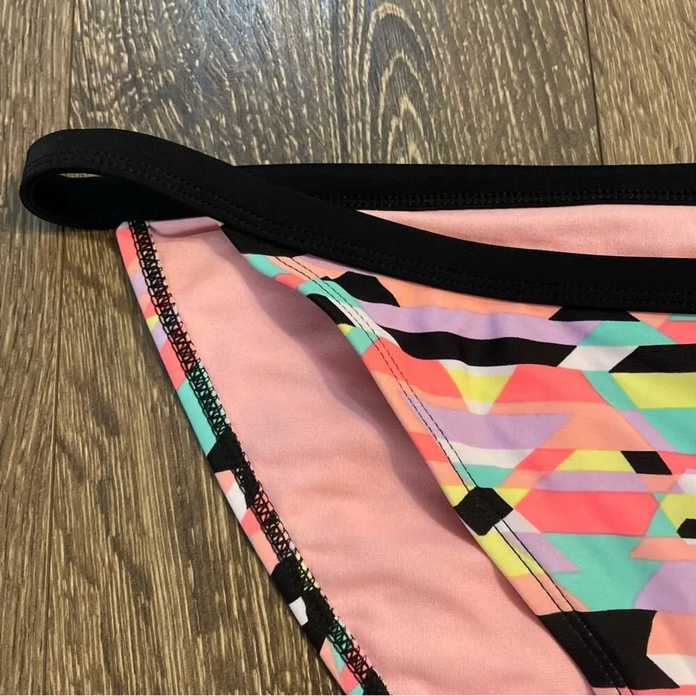BNWT! XHILIRATION Geometric Patterned Swimsuit Bottoms Size L - Image 2