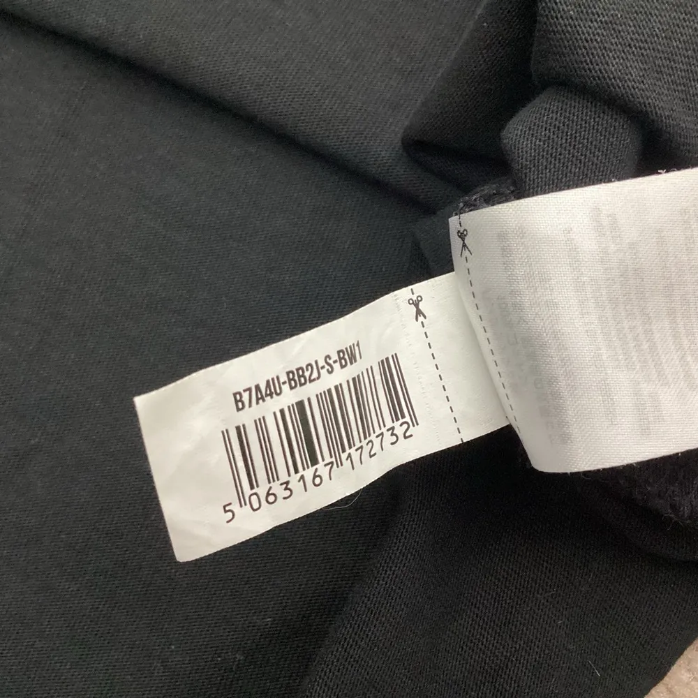 Gymshark  Legacy Crop Top Size Small - Image 6