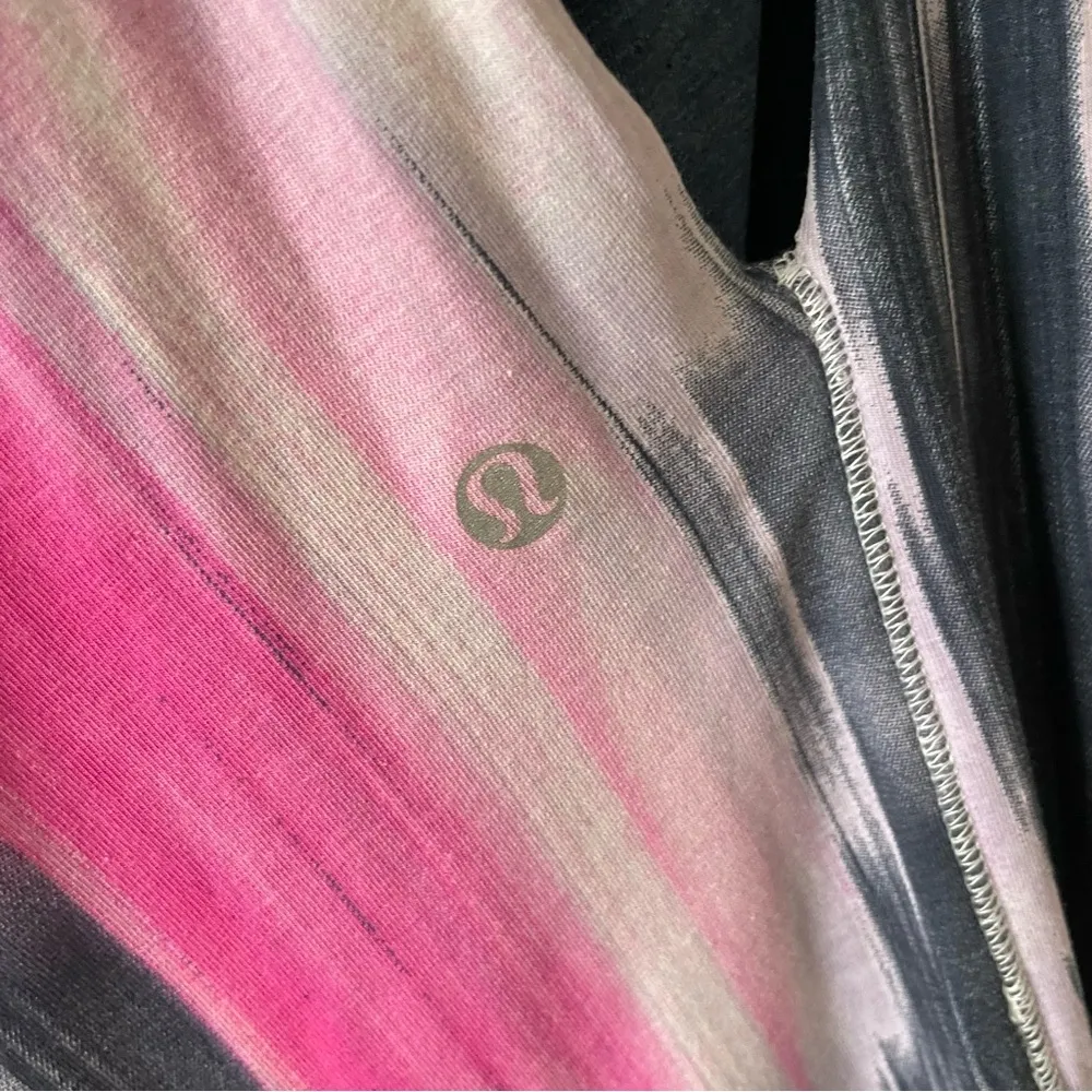 Lululemon Covers it All Dress - Reversible - Image 13