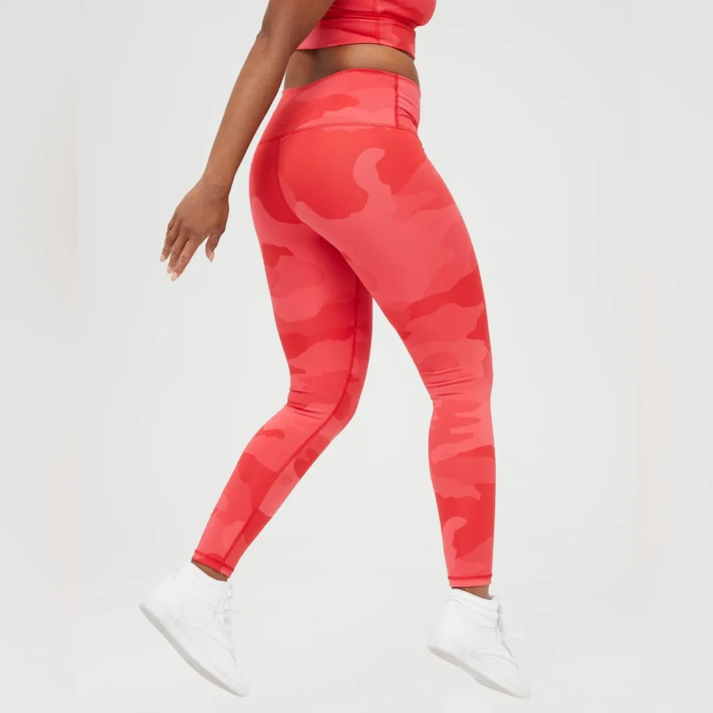 OFFLINE by Aerie Camp High-Waisted 7/8 Length Legging in Chilly Red Size M - Image 12