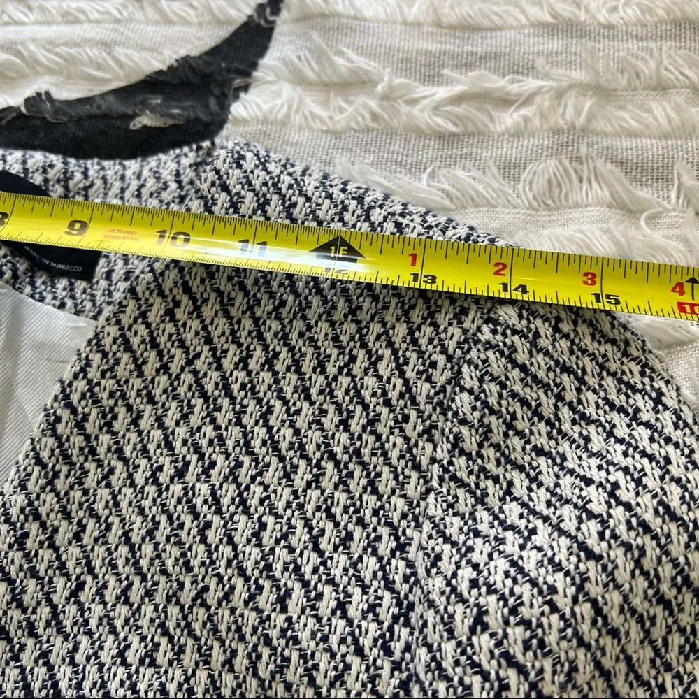 ZARA NAVY & ECRU LONG JACQUARD BLAZER JACKET WITH ZIPPED POCKETS SZ M CAREER EUC - Image 12