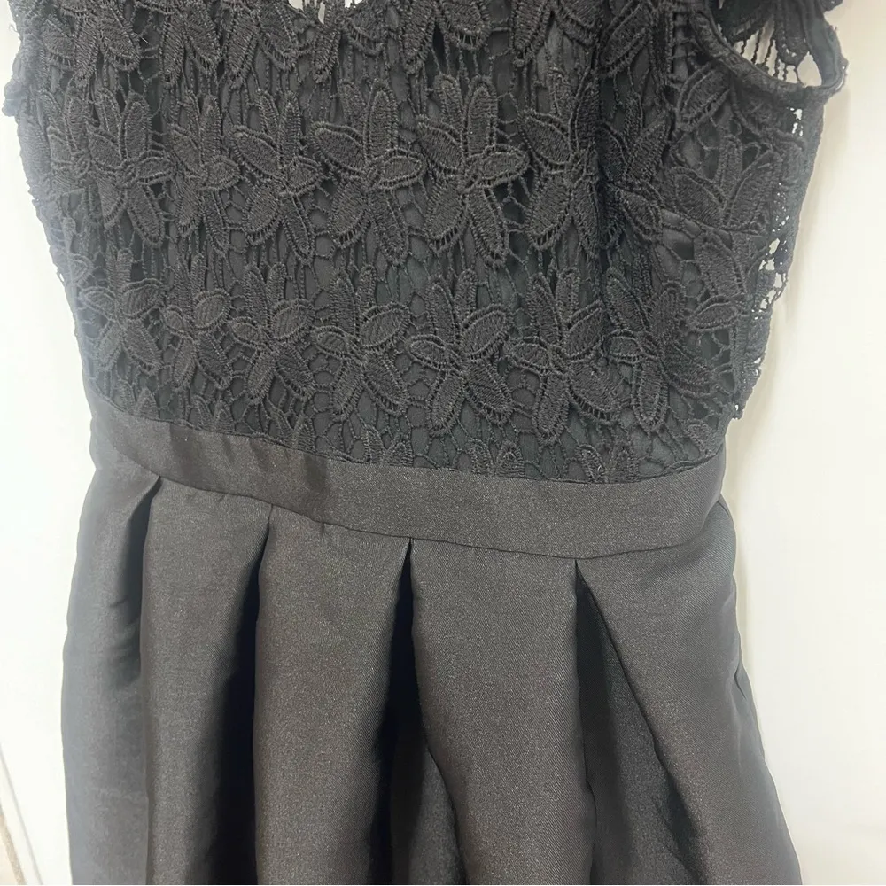 Just Me by NY & Co black fit and flare lace dress with bow closure size medium - Image 8